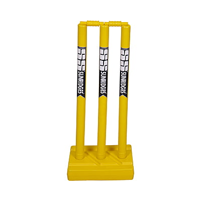 Stumps Plastic-(3 pcs With Plastic Base)